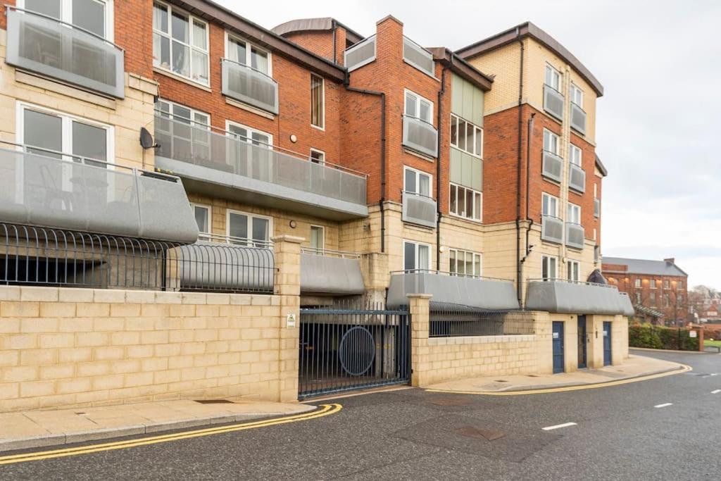 Stunning Flat By Quayside With Balcony!! Διαμέρισμα Νιούκασλ Εξωτερικό φωτογραφία